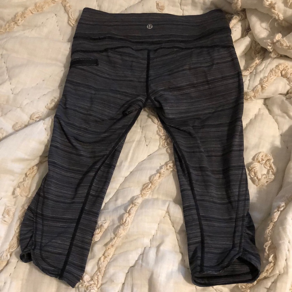 Lulu lemon yoga pants
